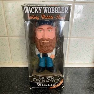 4/$20 New in box never used Duck Dynasty Funko Talking bobble head box damage